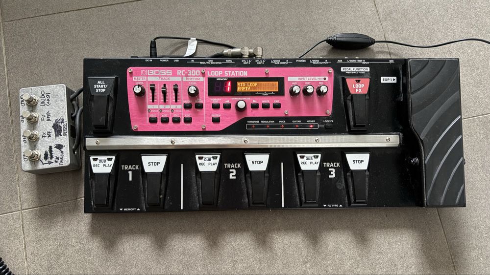 ギター RC-300 Loop Station Boss RC-300 - LOOP STATION - Ceny i opinie - Ceneo.pl
