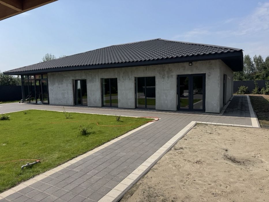 Продаж преміального  сучасного будинку з цікавим ремонтом 220 м² ,25 соток ,зона відпочинку 22 хв до Києва,без %