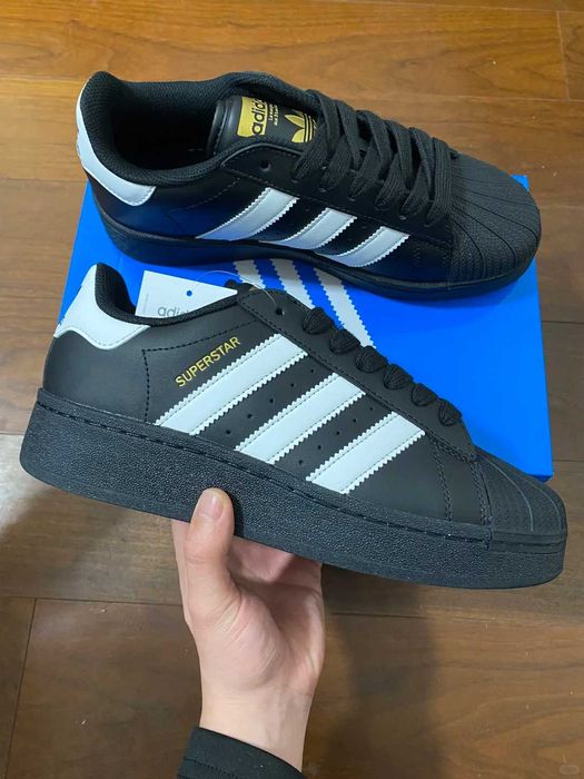 Buty sportowe Adidas_Superstar_Czarno_Biały_Gum Rozmiar.38