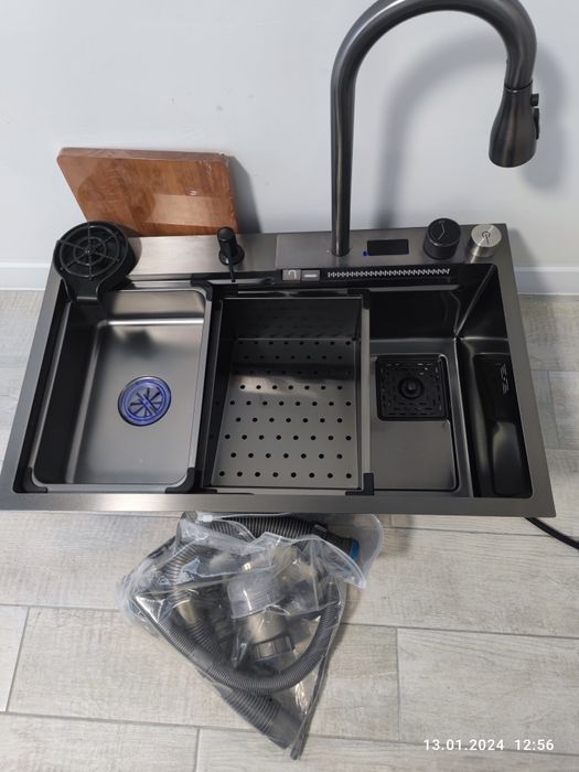 Мийка кухонна багатофункціональна з нержавіючої сталі "Водоспад"