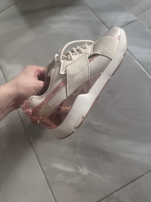 Кросівки ,кеди guess,adidas,calvin klein,puma ,nike