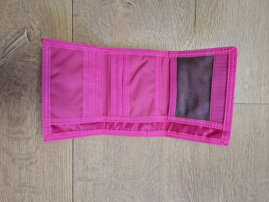 Zestaw portfeli REEBOK 27 sztuk