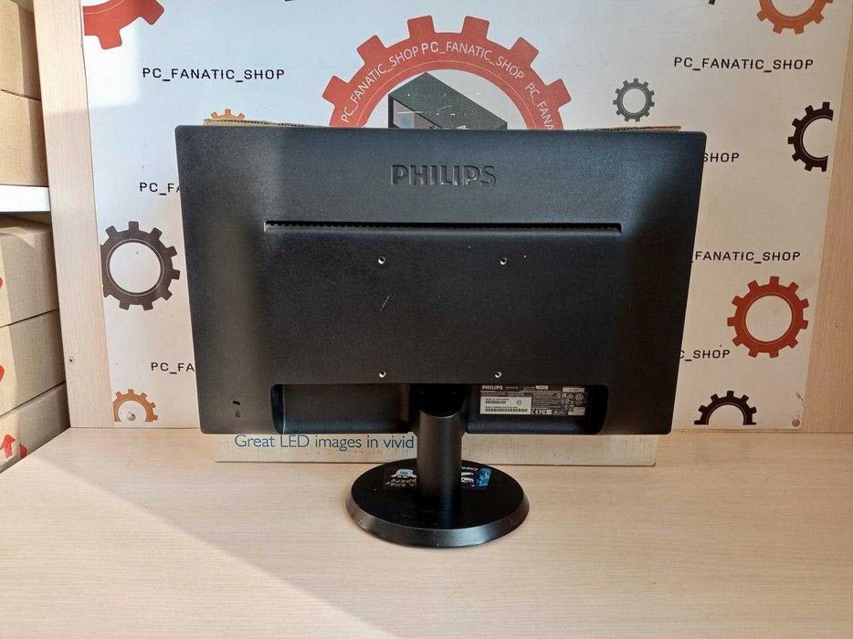 Монітор Philips 193V5LSB2/62
