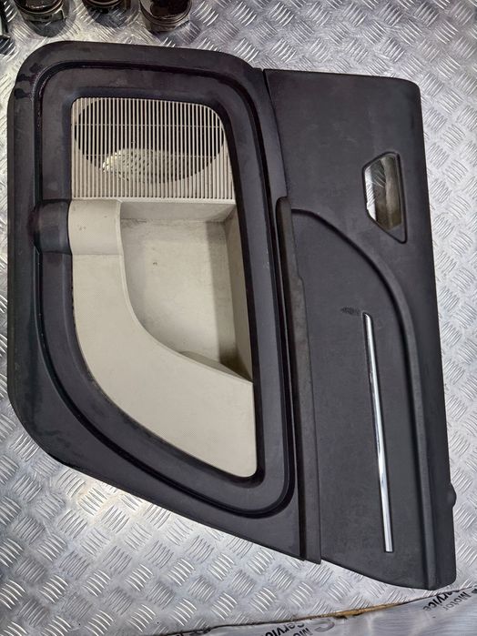 Карта двери задняя правая   dodge journey