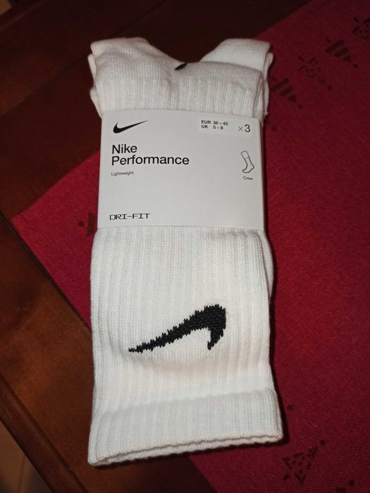 ŚREDNIE (M) skarpetki " NIKE "- skarpety SX4704,-101 (Eur 38-42)