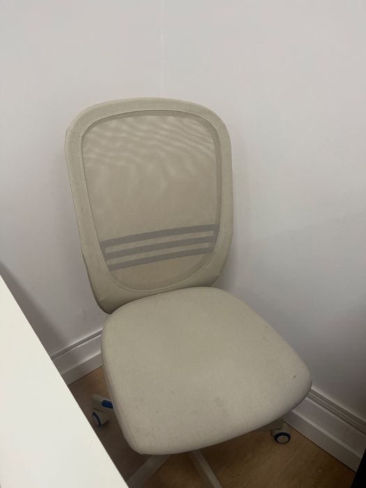 Cadeira ikea beje