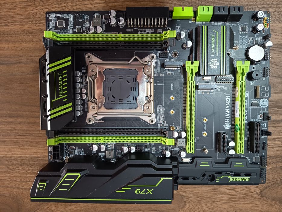 Motherboard Huananzhi X79 Green v2.49 (LGA 2011) - Ideal p/ Gaming/Workstation
