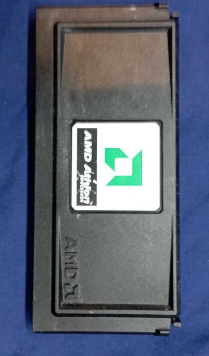 procesor AMD K 7 - 500 MHz