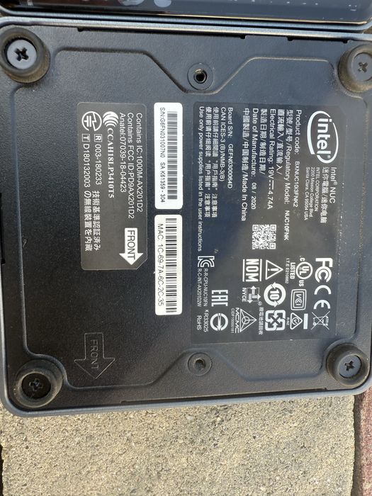 Міні ПК NUC10.