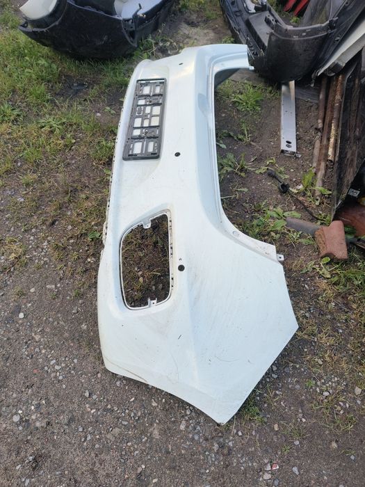 Pro KIA CEED II LIFT HB 15-18  zderzak tylny tył