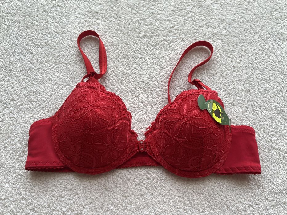 NOWY biustonosz młodzieżowy  na A