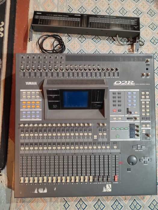 Yamaha o2r mesa mistura