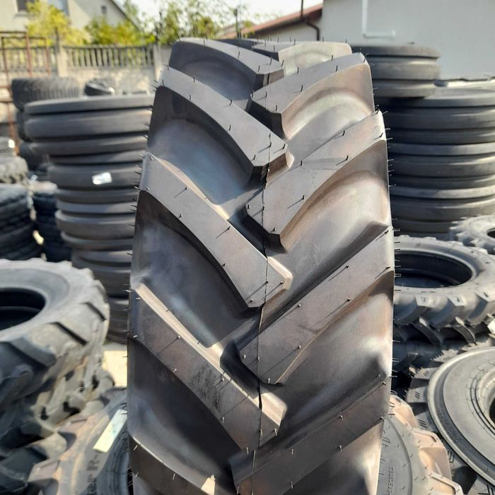 Opona 10.0/75-15.3 10PR PGX Work Master Galaxy opona napędowa