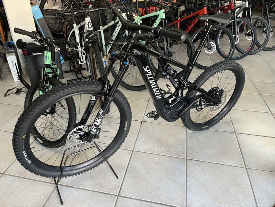 Bicicleta BTT eléctrica Specialized