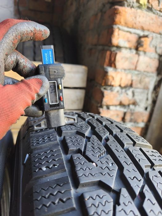 Шини 215/70/16 Kumho