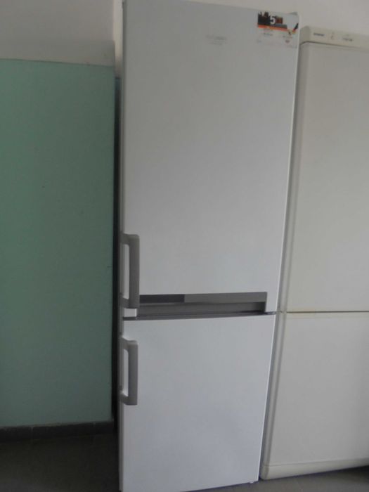 Frigorifico - ARISTON - Hotpoint / Bom estado / Com garantia