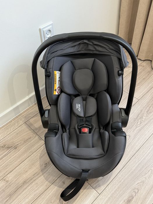 Автокрісло Britax Rоmer Baby-Safe Pro 2025 Classic Deep Grey