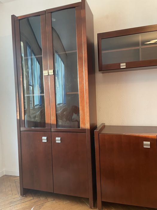 Zestaw ciemnych mebli Meble salon RTV drewniane