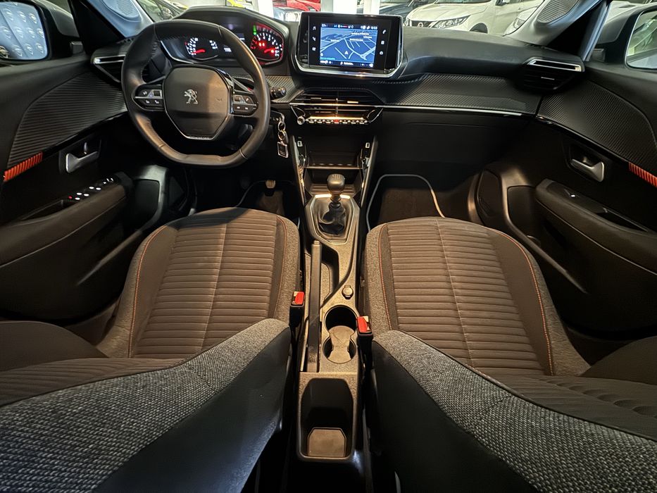PEUGEOT 208  1.2  GASOLINA 2021