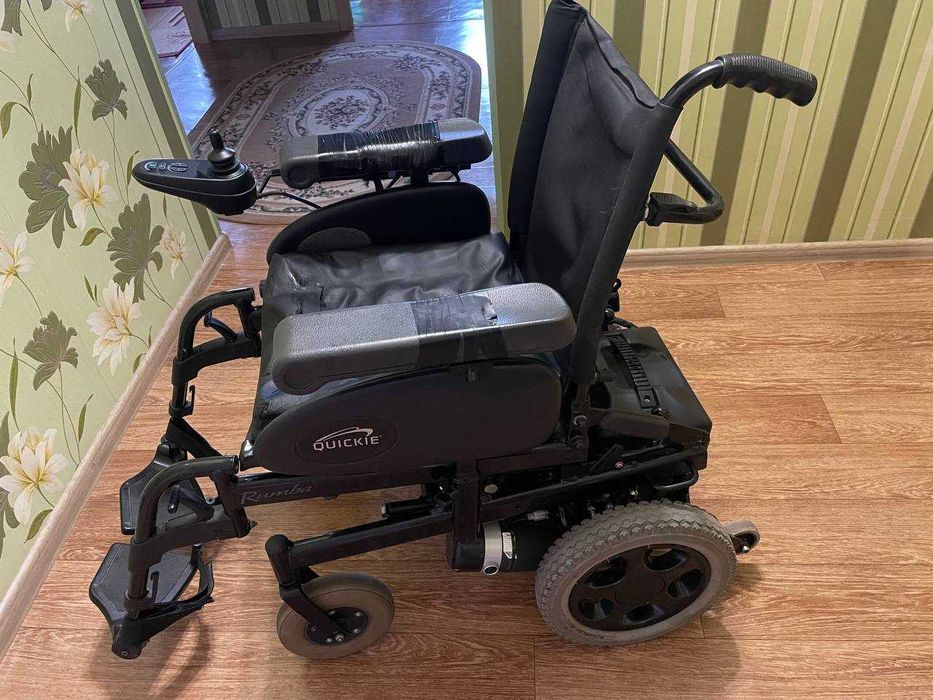 Продам бу инвалидную электро коляску RUMBA