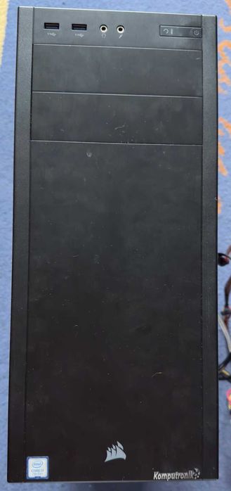 Komputer stacjonarny i7-7700 RAM 32gb Win 10 Pro (OEM)