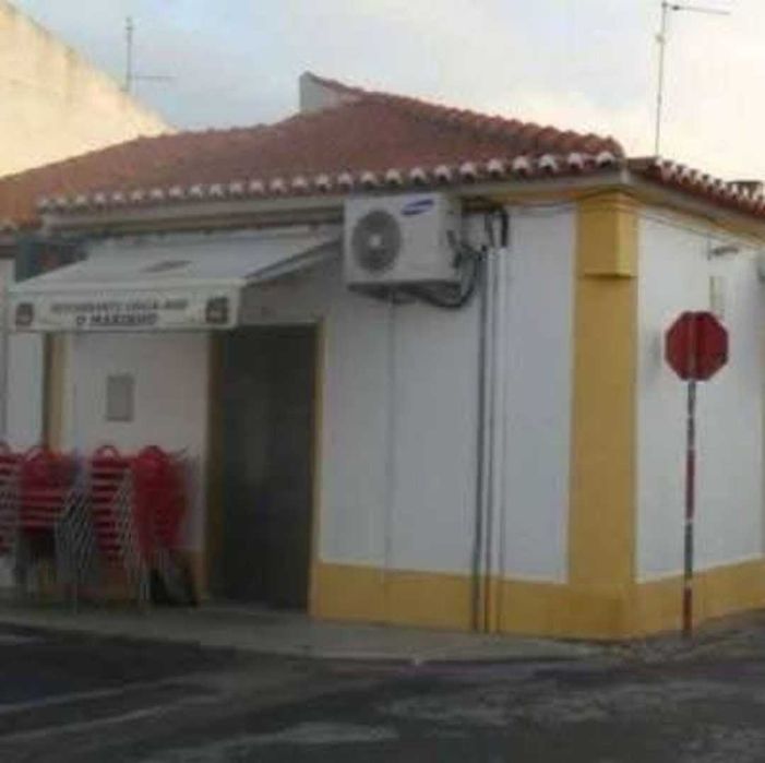 Vende-se Café Restaurante
