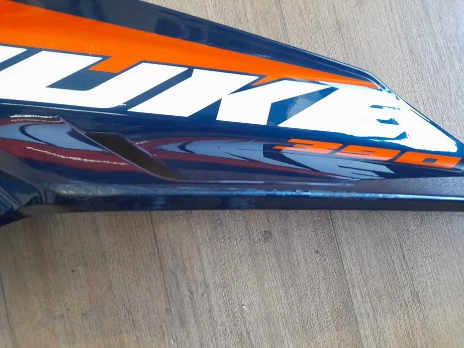 Carenagem Lateral Direita – KTM 390 Duke 2024