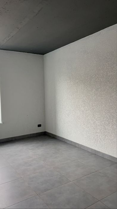 Продам комерційне приміщення вул.Ветеранів