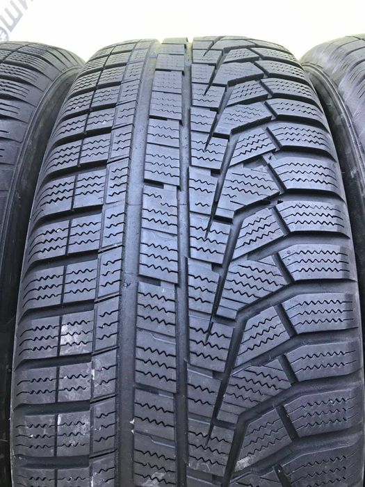 Шини Hankook 225/65r17 комплект зима б/у склад Оригінал