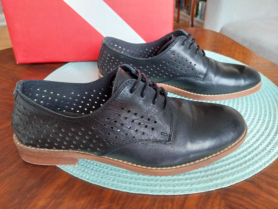Półbuty oksfordki Kickers roz. 37 skórzane