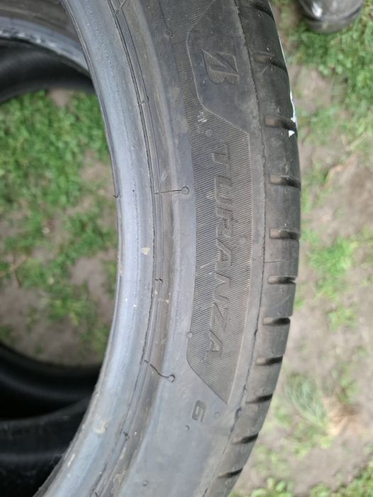 Bridgestone turanza 6 enliten  235 40  19 96y 7mm z 24 ro