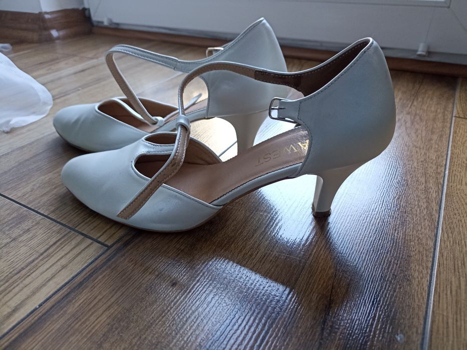 Buty ślubne Nina West