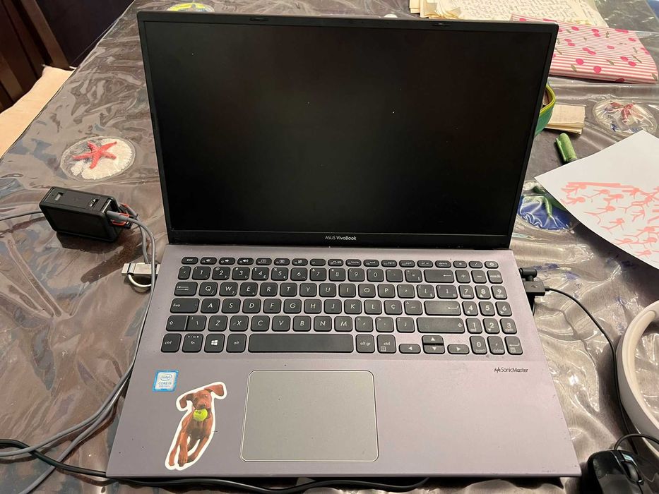 ASUS VivoBook X512FA