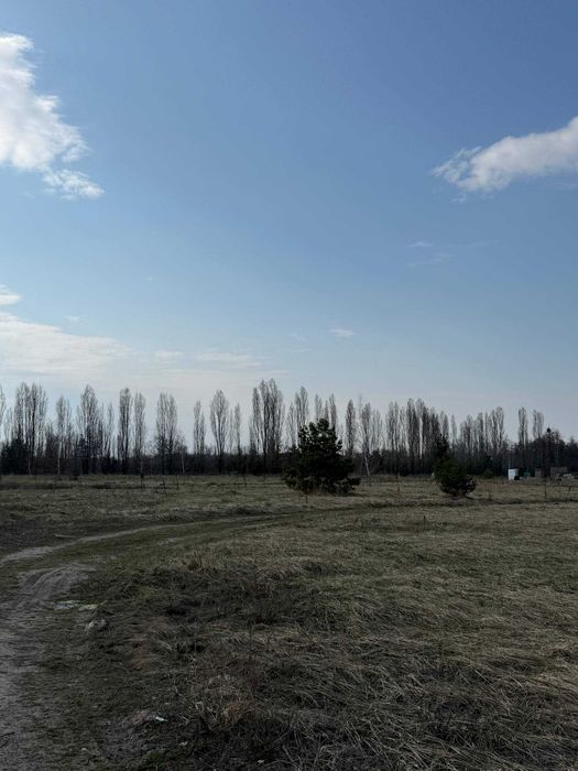 Продаж земельної ділянки під забудову котеджного містечка с.Дмитрівка