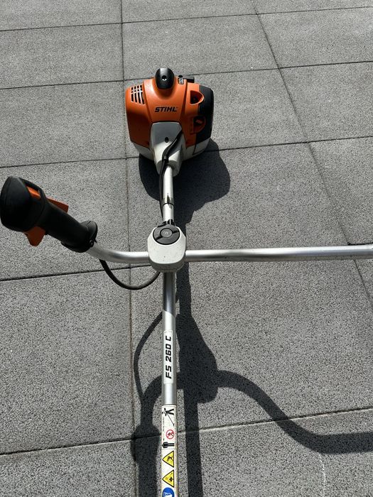 Roçadora STIHL FS260