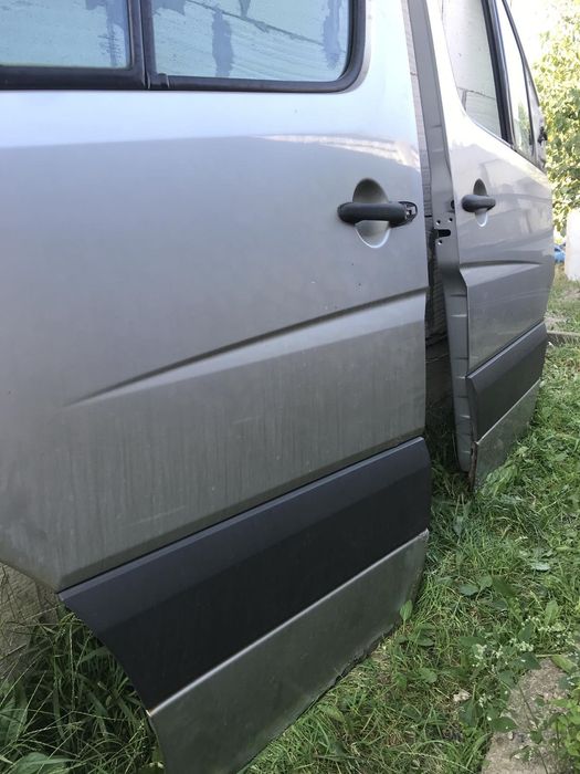 Продам автомобільні двері