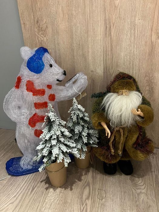 Новорічний дід мороз