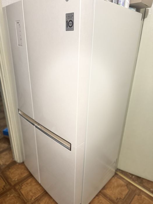Продам холодильник 2ух дверный LG