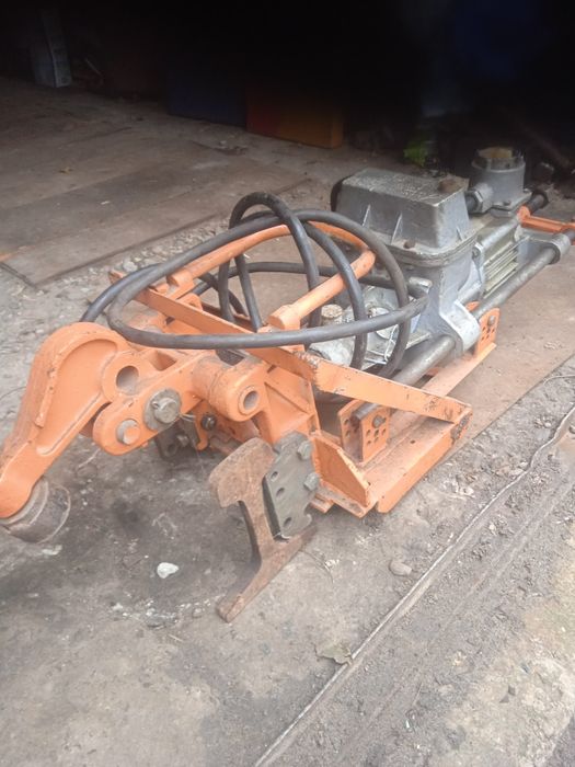 Рельсосверлильный станрк