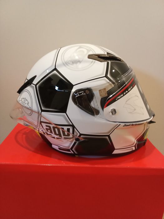 AGV PISTA GP RR edição limitada VR 46 carbono