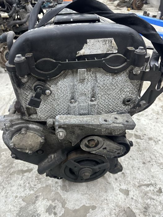 225 км Двигун Z22YH для Opel Vectra C Zafira b 2.2 16V 02-08