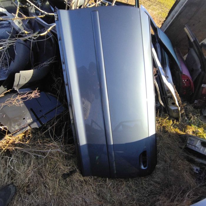 zderzak czujnik pdc tył a3 8P błotnik 3 drzwi LX7Z