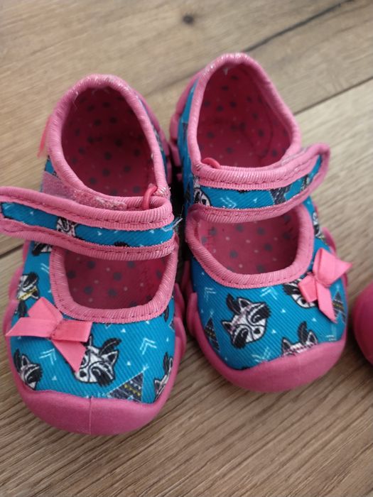 Kapcie Befado r. 19 do przedszkola pantofle