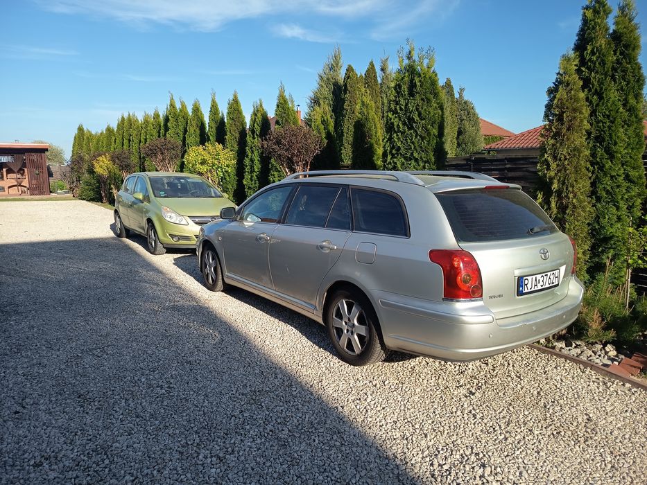 Toyota Avensis combi 2004 rok gaz!!! Okazja