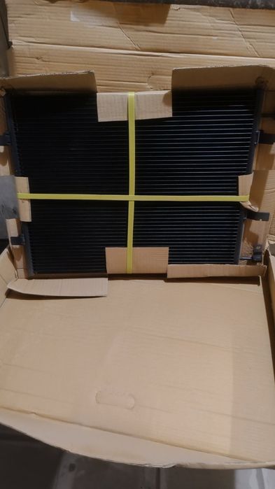 Радіатор кондиціонера Рено Трафік Трафік,Опель Віваро,НіссанПрімастар