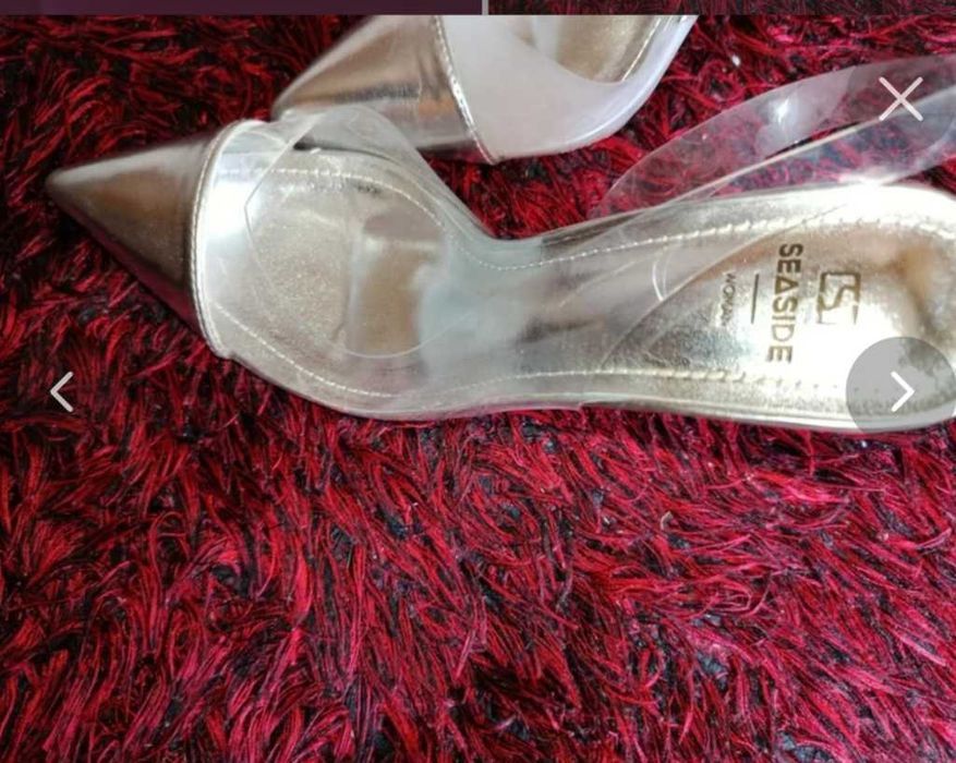 Sapatos Salto alto
