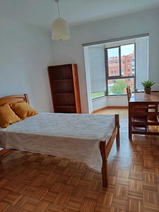 Quarto Individual Estudante - UNIVERSIDADE DE AVEIRO