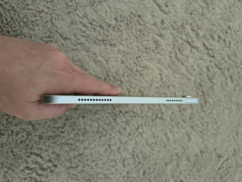 Vendo iPad 11 128GB - 1 mês de uso