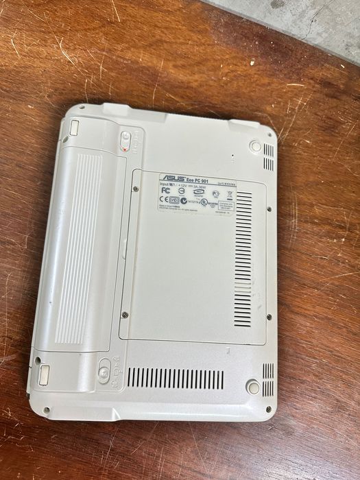 Vendo netbook Asus EEEPC 901 para peças