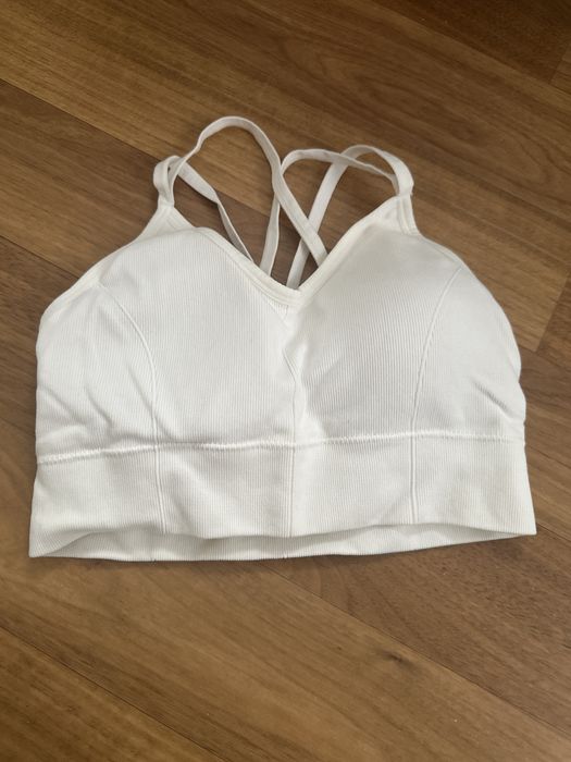 Спортивний топ розмір С чашки виймаютьс